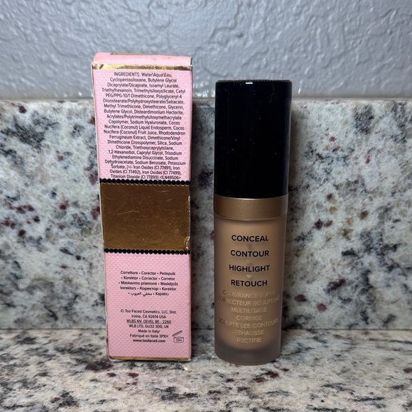 Too Faced Golden Beige Born This Way Sculpting Concealer - Picture 2 of 8